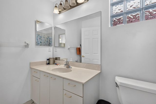 9080 Dupont Place, Wellington, FL 33414