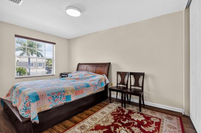 9080 Dupont Place, Wellington, FL 33414