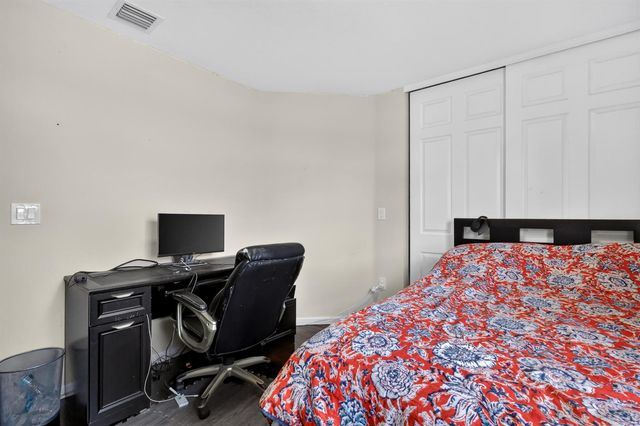 9080 Dupont Place, Wellington, FL 33414