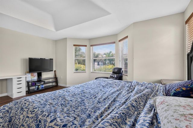 9080 Dupont Place, Wellington, FL 33414