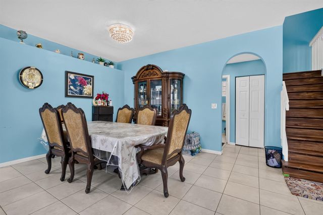 9080 Dupont Place, Wellington, FL 33414