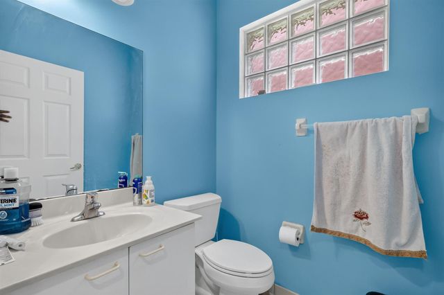 9080 Dupont Place, Wellington, FL 33414