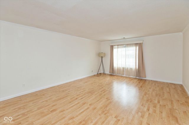 6417 Park Central Drive W D, Indianapolis, IN 46260