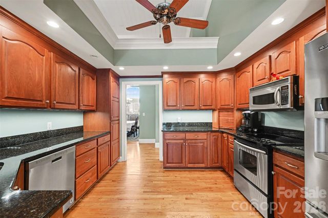 149 Howard Pond Loop, Statesville, NC 28625