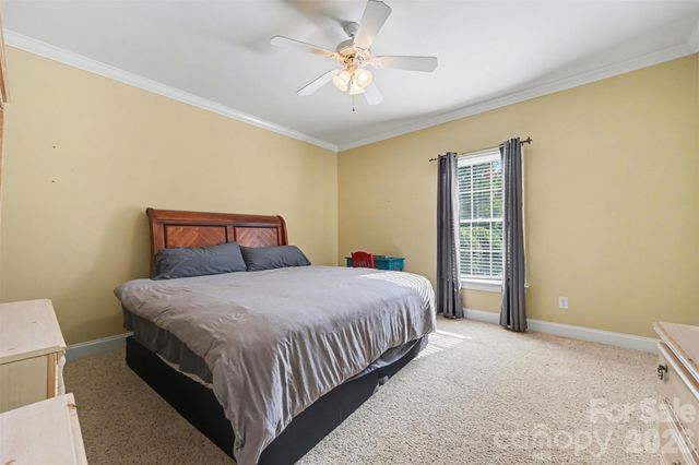 149 Howard Pond Loop, Statesville, NC 28625