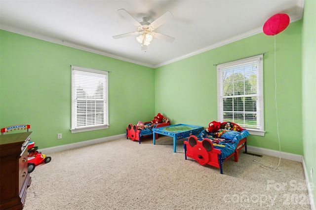 149 Howard Pond Loop, Statesville, NC 28625