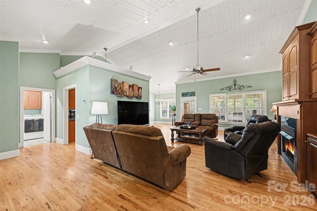 149 Howard Pond Loop, Statesville, NC 28625