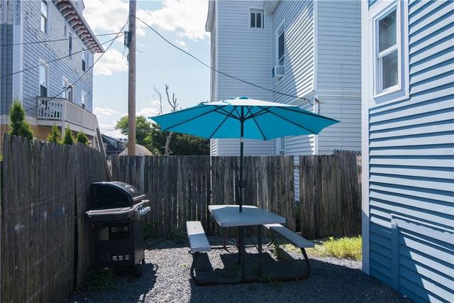 9 Ann Street, Newport, RI 02840