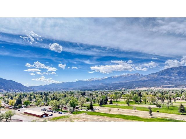 608 Crestone Ave, Salida, CO 81201