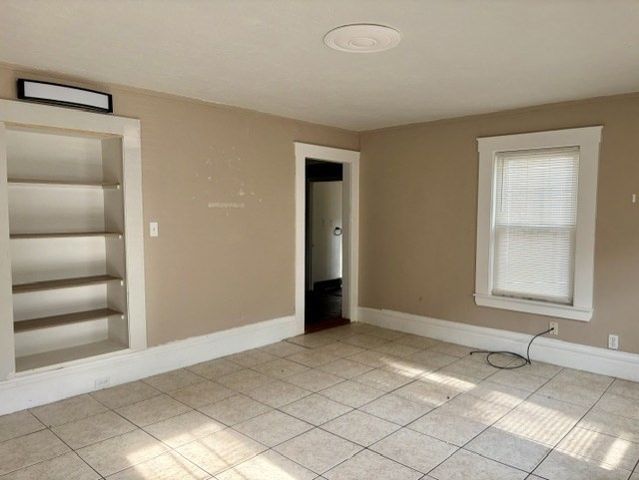 152 High St 1, Fitchburg, MA 01420