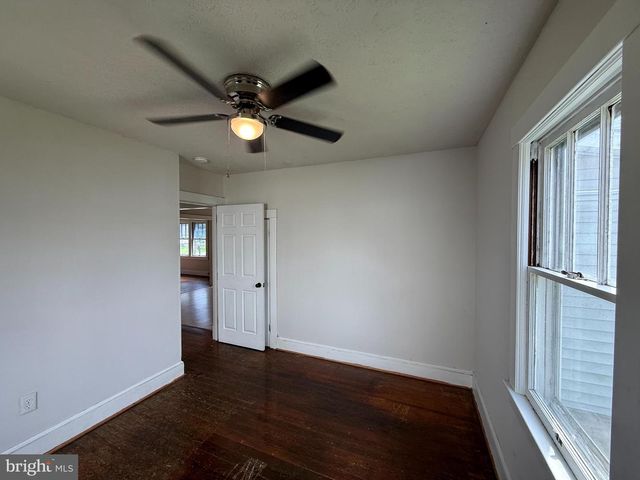 138 MANSFIELD ST, Fredericksburg, VA 22408