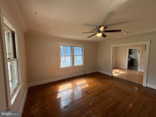 138 MANSFIELD ST, Fredericksburg, VA 22408