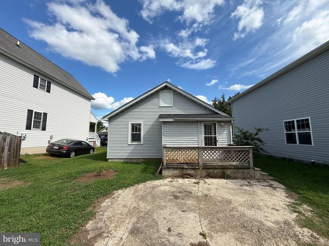 138 MANSFIELD ST, Fredericksburg, VA 22408