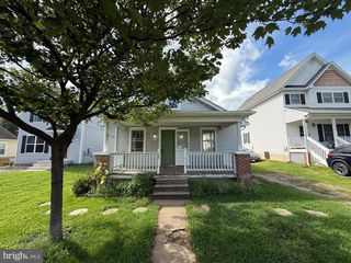138 MANSFIELD ST, Fredericksburg, VA 22408