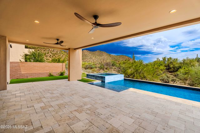 5941 W Coquillo Place, Marana, AZ 85658