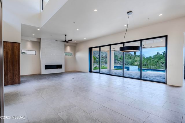 5941 W Coquillo Place, Marana, AZ 85658