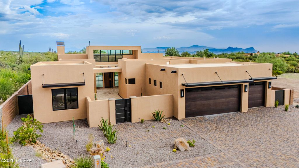 5941 W Coquillo Place, Marana, AZ 85658