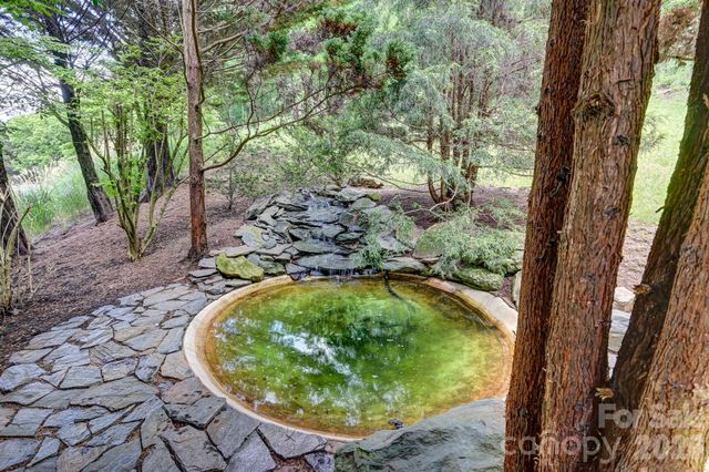 1191 Fisher Branch Road, Marshall, NC 28753