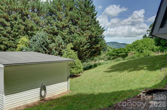 1191 Fisher Branch Road, Marshall, NC 28753