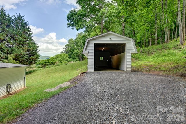1191 Fisher Branch Road, Marshall, NC 28753
