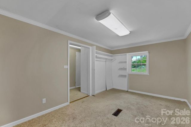 1191 Fisher Branch Road, Marshall, NC 28753