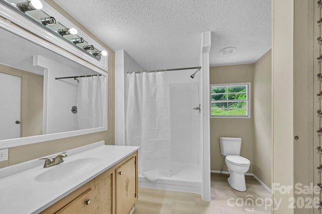 1191 Fisher Branch Road, Marshall, NC 28753