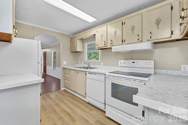 1191 Fisher Branch Road, Marshall, NC 28753
