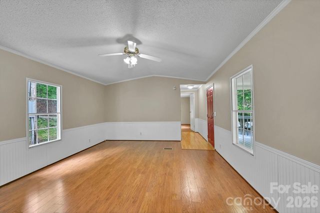 1191 Fisher Branch Road, Marshall, NC 28753