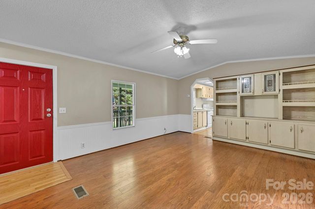 1191 Fisher Branch Road, Marshall, NC 28753