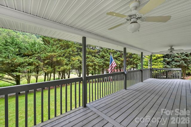 1191 Fisher Branch Road, Marshall, NC 28753