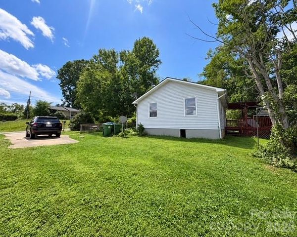 131 Wyatt Street, Asheville, NC 28803