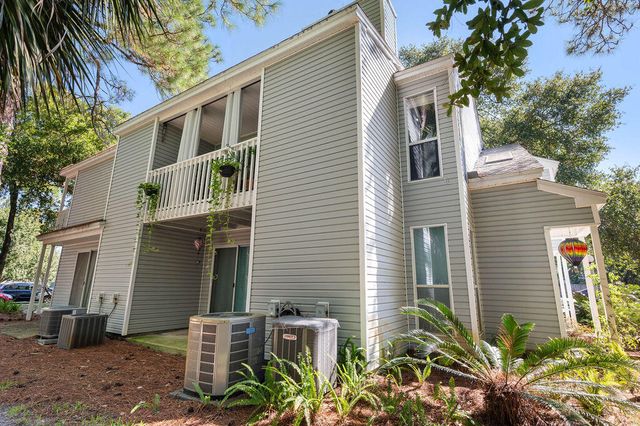 31 SE Park Circle UNIT 21, Fort Walton Beach, FL 32548