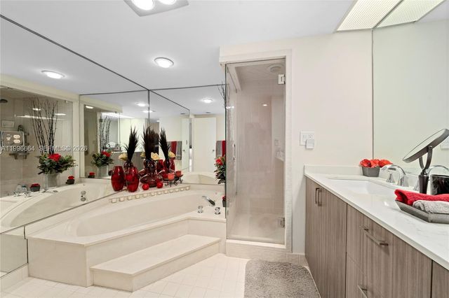 3300 S Ocean Boulevard 207N, Palm Beach, FL 33480