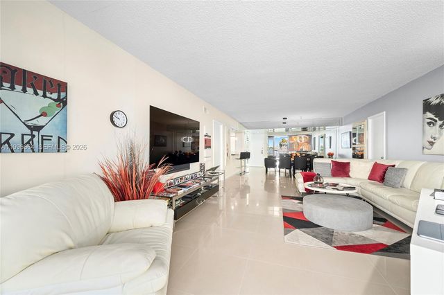 3300 S Ocean Boulevard 207N, Palm Beach, FL 33480