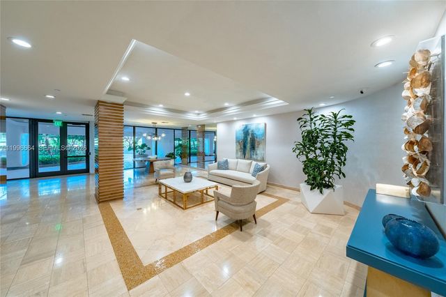 3300 S Ocean Boulevard 207N, Palm Beach, FL 33480