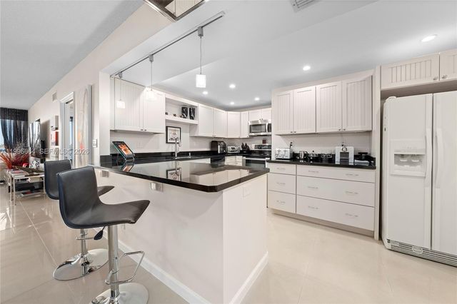 3300 S Ocean Boulevard 207N, Palm Beach, FL 33480