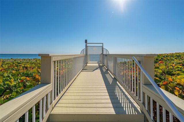 3300 S Ocean Boulevard 207N, Palm Beach, FL 33480