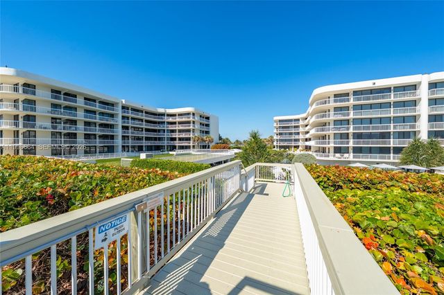 3300 S Ocean Boulevard 207N, Palm Beach, FL 33480