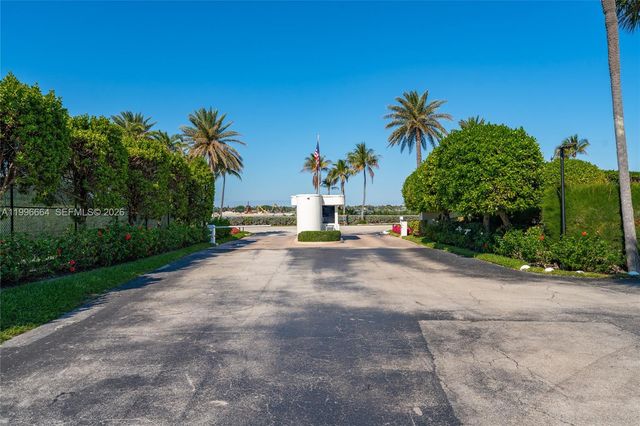 3300 S Ocean Boulevard 207N, Palm Beach, FL 33480
