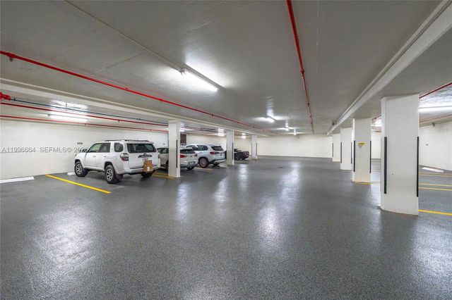 3300 S Ocean Boulevard 207N, Palm Beach, FL 33480