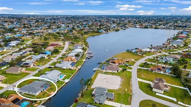 136 SE 5th ST, Cape Coral, FL 33990