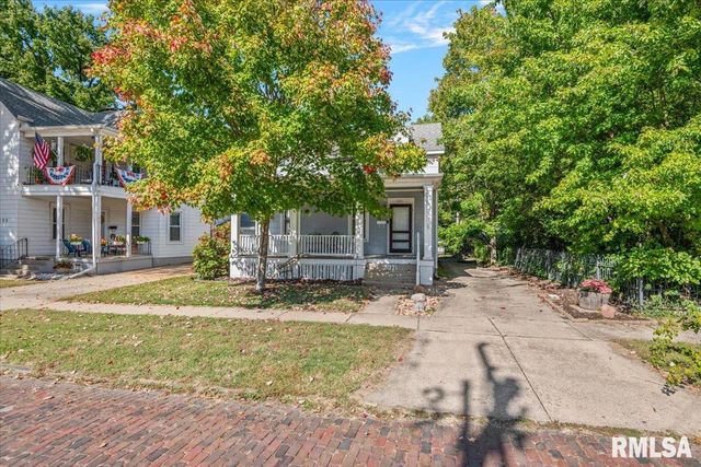 1121 W Governor Street, Springfield, IL 62704