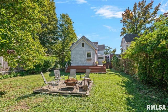 1121 W Governor Street, Springfield, IL 62704