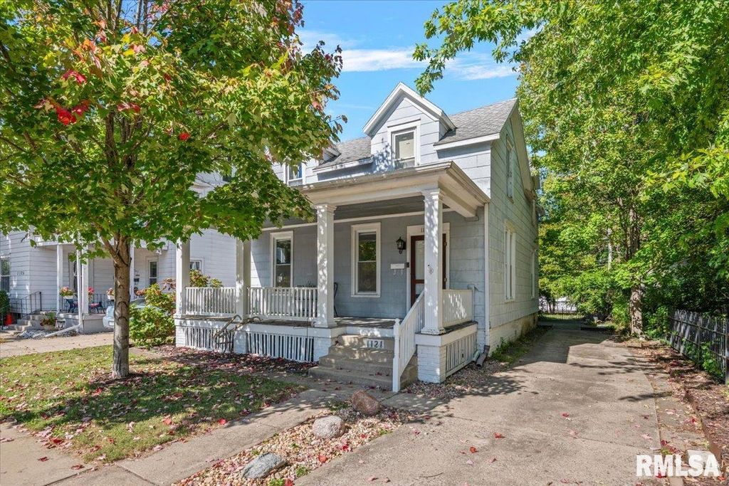1121 W Governor Street, Springfield, IL 62704