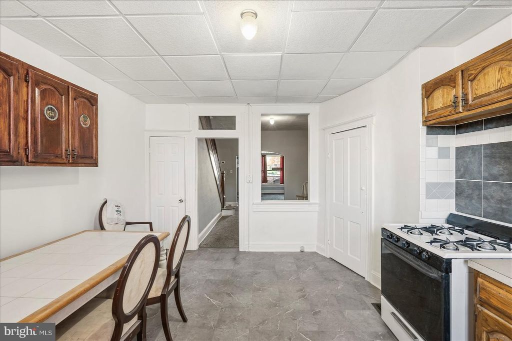 Image 15 of property listing at 4703 PENNINGTON AVE, Baltimore City, MD 21226