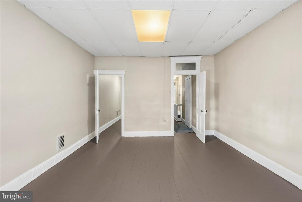 Image 25 of property listing at 4703 PENNINGTON AVE, Baltimore City, MD 21226