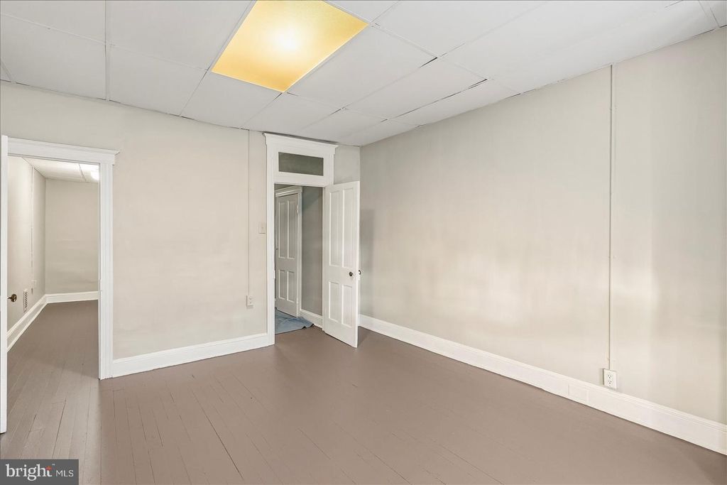 Image 26 of property listing at 4703 PENNINGTON AVE, Baltimore City, MD 21226