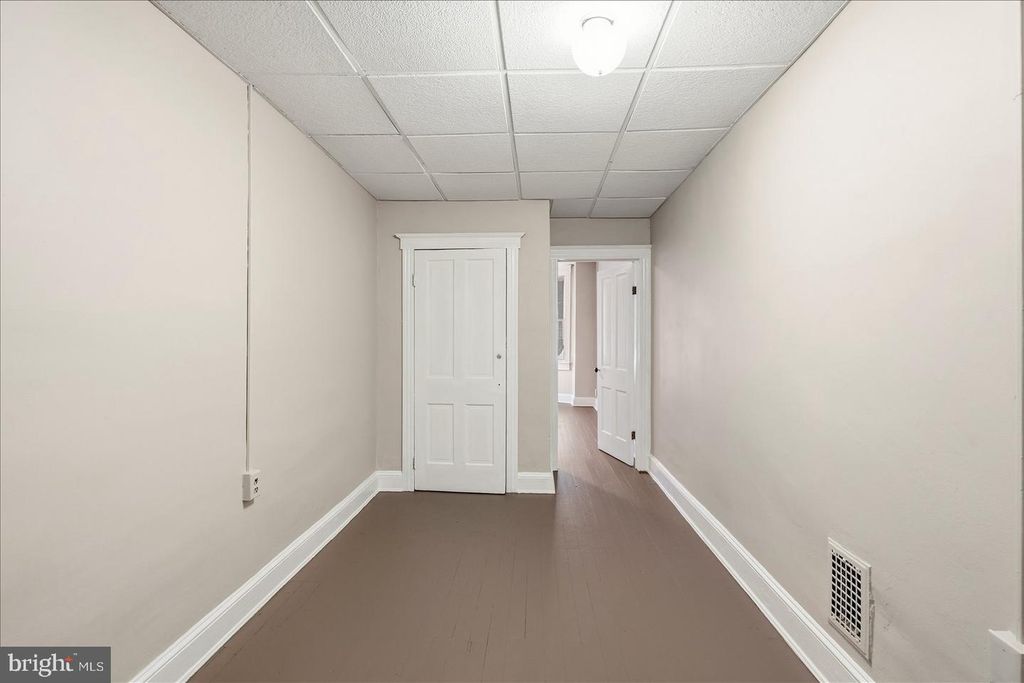Image 28 of property listing at 4703 PENNINGTON AVE, Baltimore City, MD 21226