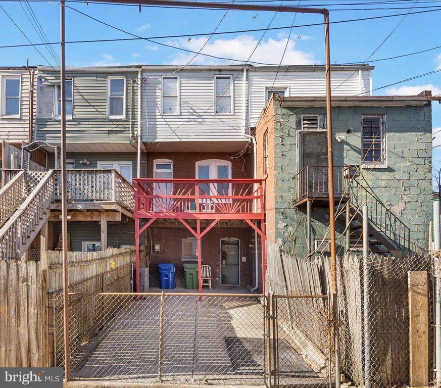 Image 37 of property listing at 4703 PENNINGTON AVE, Baltimore City, MD 21226