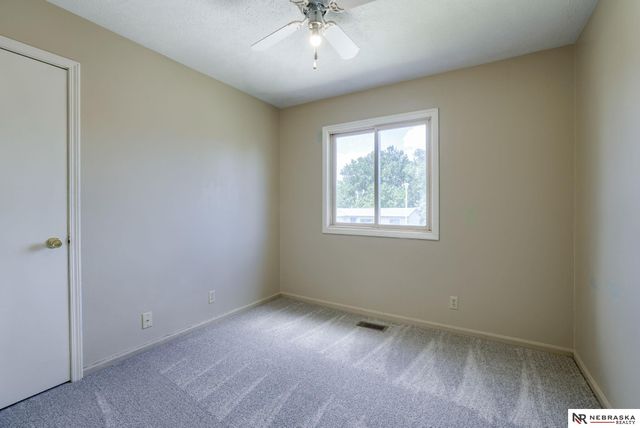 2035 W Cove Court, Lincoln, NE 68522